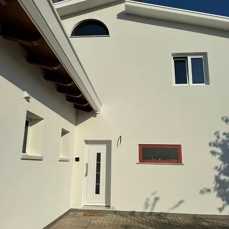 לינה וארוחת בוקר La Casa Di Igni 3*